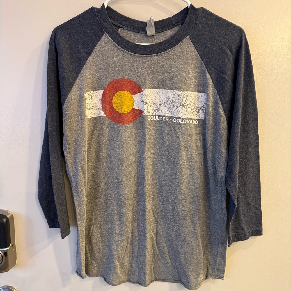 Boulder, CO Raglan Shirt - Gray and Blue